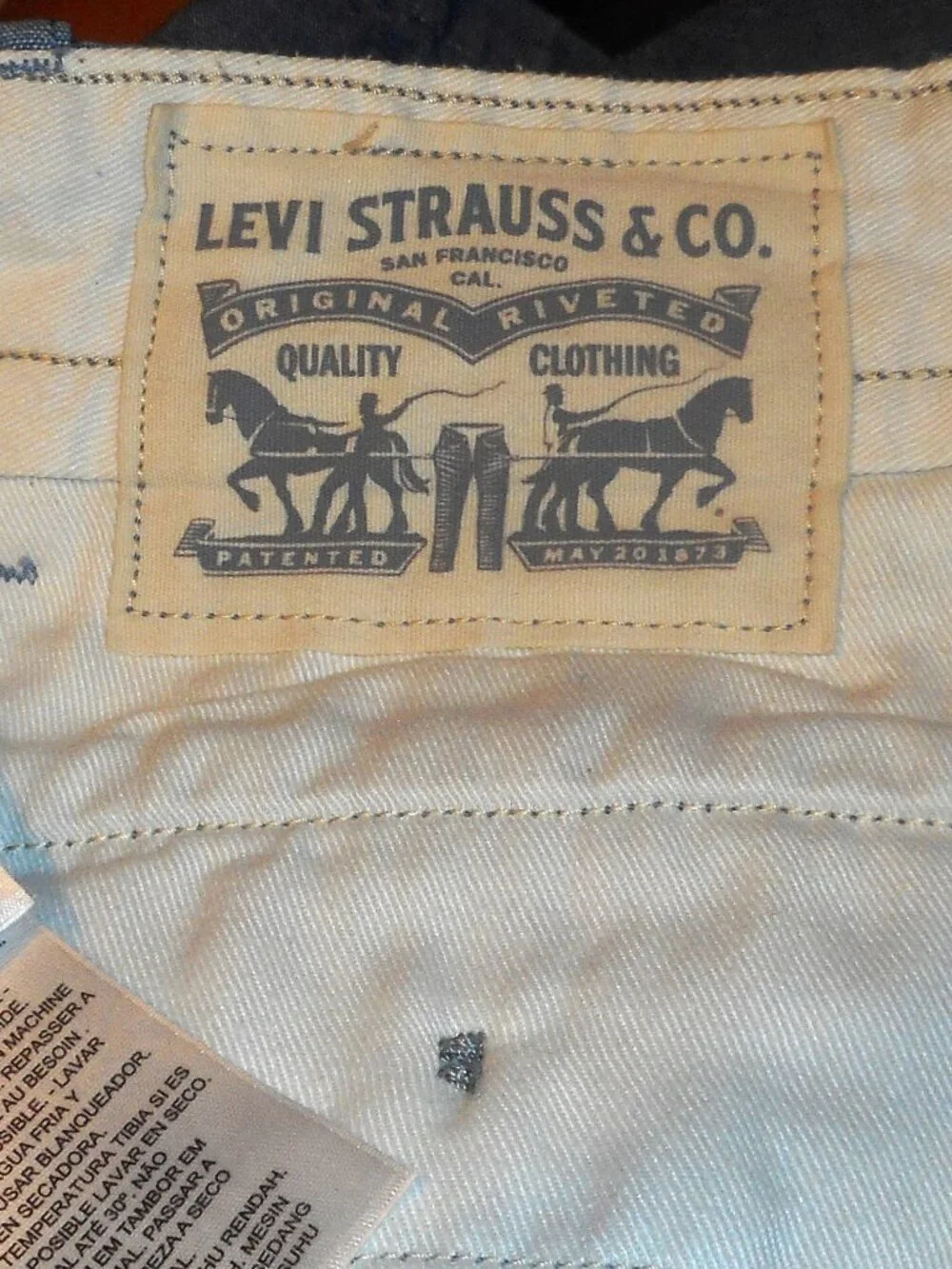 Men's Levi's Shorts Blue Chambray Flat Front Button Fly Shorts *Tag Size: W30